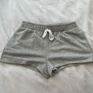 (SOLD ON INSTAGRAM‼️) Garage sweat shorts!